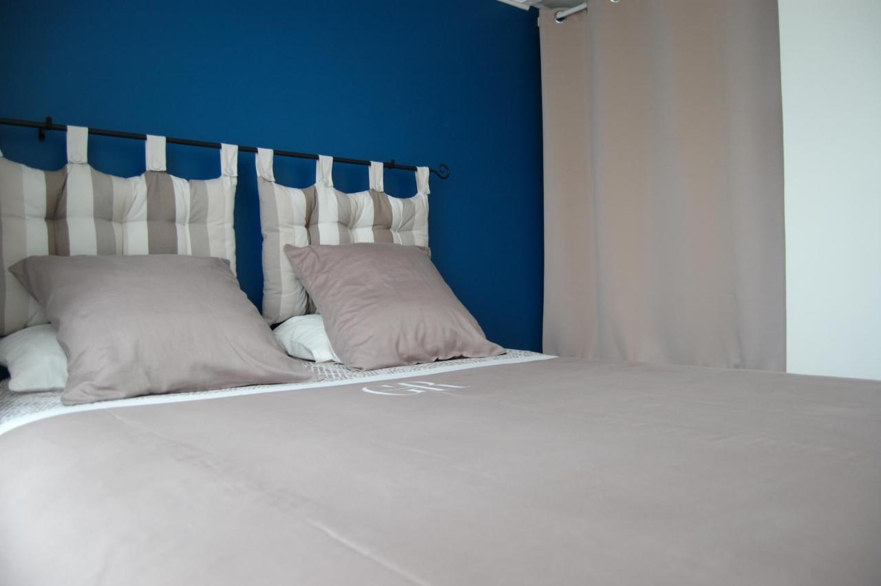 Le Comptoir Des Ecoliers Bed & Breakfast Gémozac Екстериор снимка